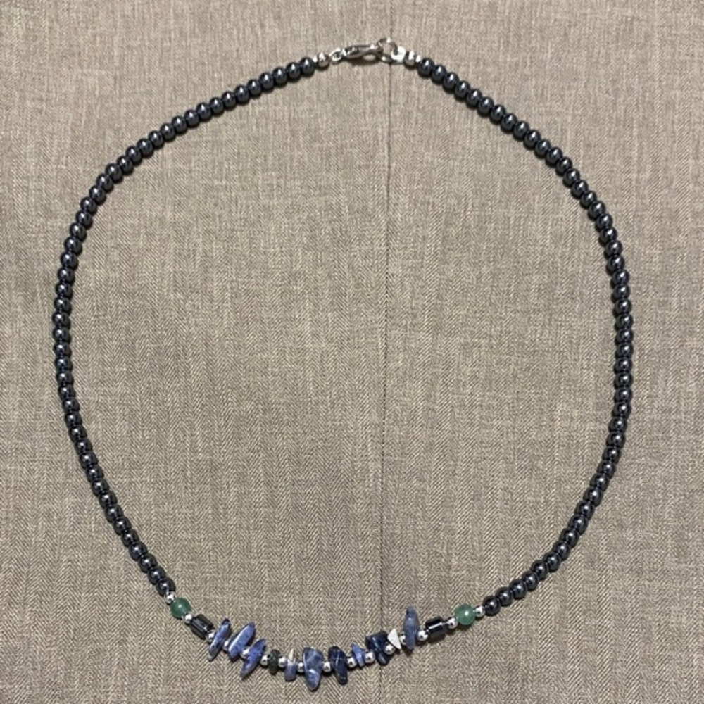Vintage hematite beaded necklace